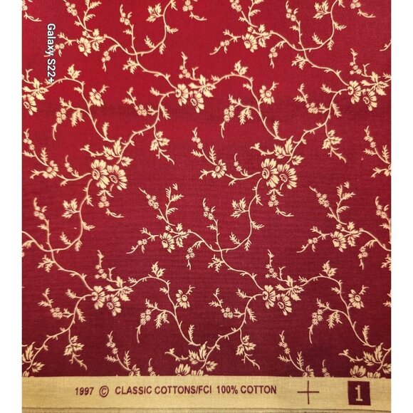 Classic Cottons Burgundy Floral Fabric 1 Yard 100% Cotton Quilting Sewing Materi - Picture 1 of 6